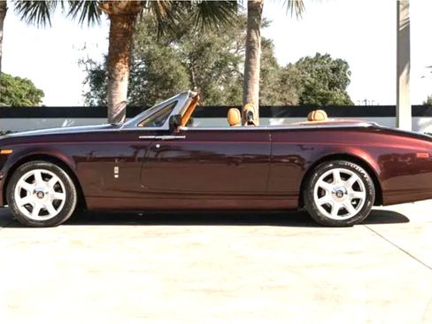 Used 2009 Rolls-Royce Phantom Drophead Coupe image 8