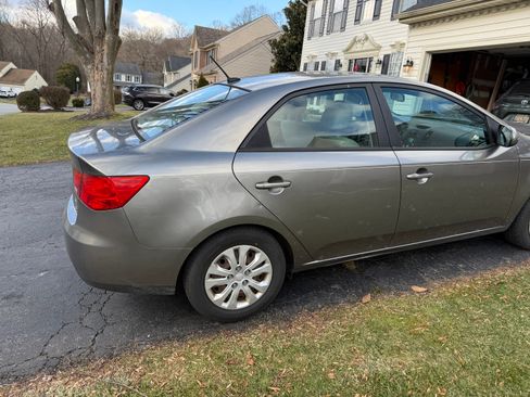 Used 2012 Kia Forte EX image 6