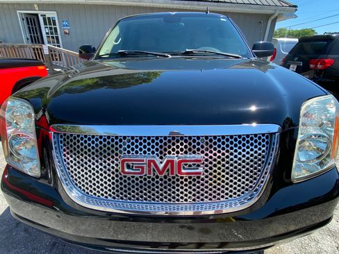 Used 2007 GMC Yukon Denali AWD/4WD image 19