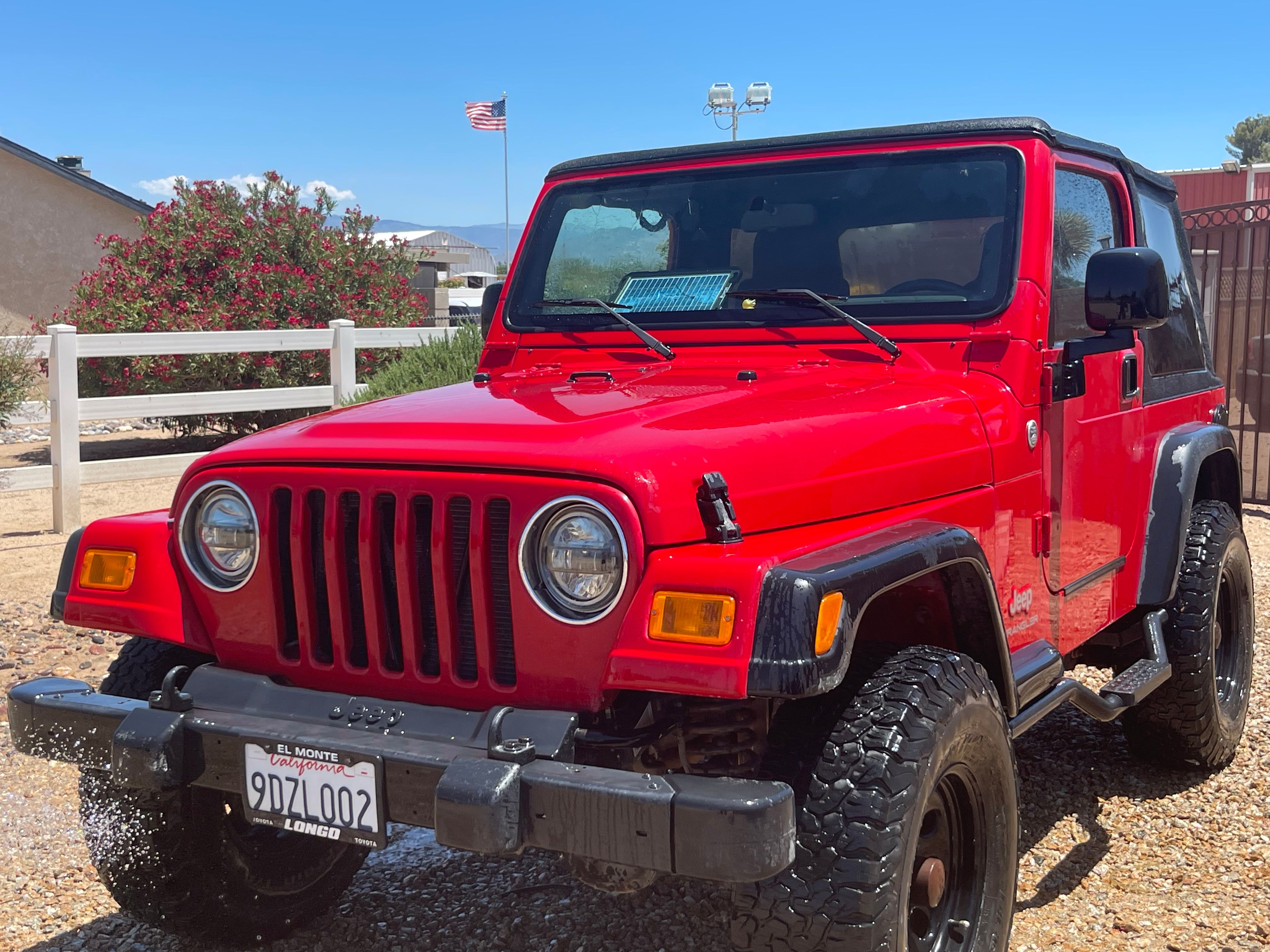 Used 2005 Jeep Wrangler SE AWD/4WD image 2