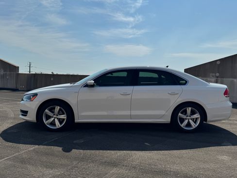Used 2014 Volkswagen Passat 1.8T Wolfsburg Edition FWD image 5