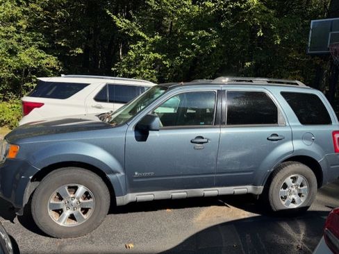 Used 2010 Ford Escape Limited image 8