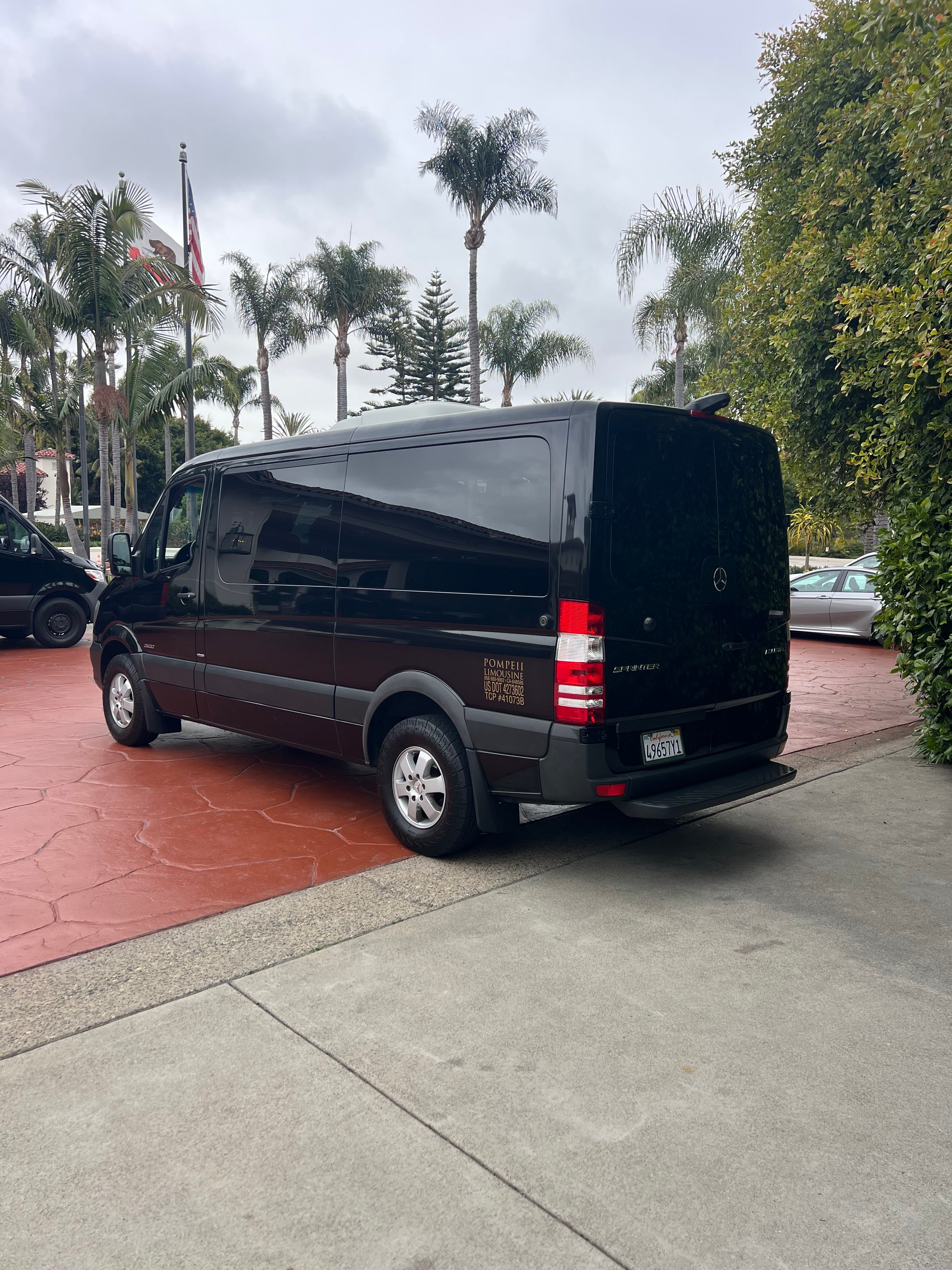 Used 2015 Mercedes-Benz Sprinter 2500 image 2
