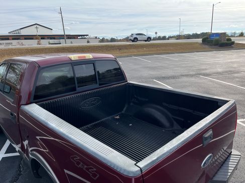 Used 2004 Ford F150 Lariat image 6