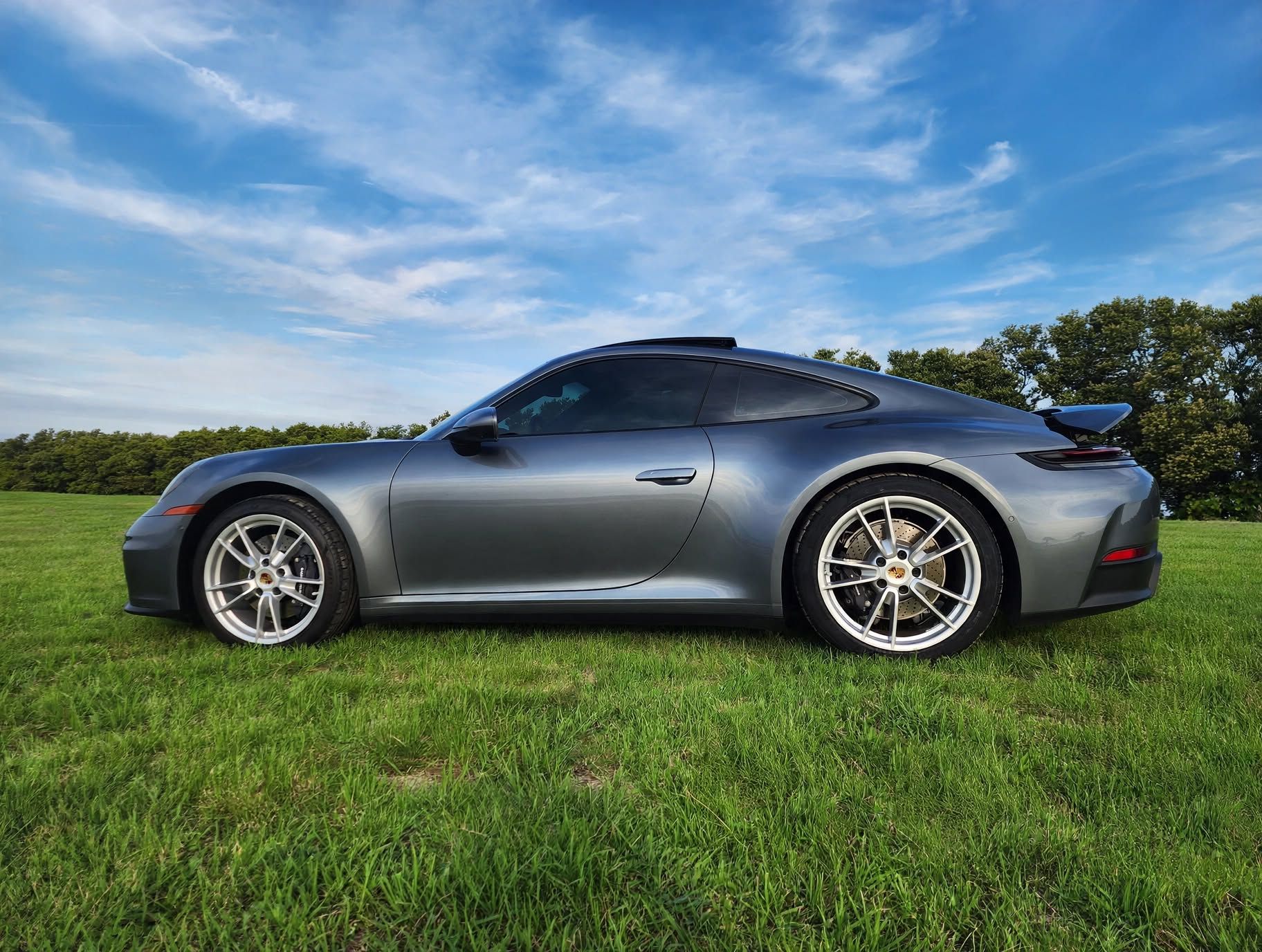 Used 2025 Porsche 911 Carrera RWD image 23