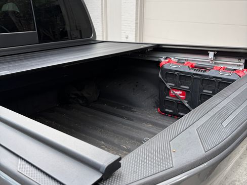 Used 2024 Nissan Frontier SL w/ Technology Package RWD image 10