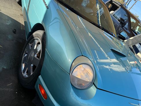 Used 2002 Ford Thunderbird image 8