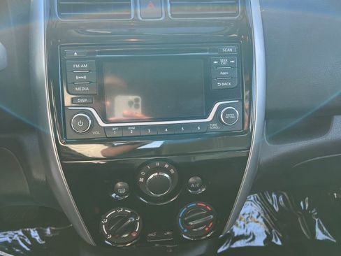 Used 2016 Nissan Versa Note SV FWD image 10