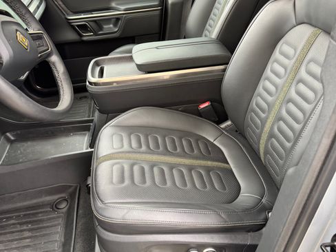 Used 2024 Rivian R1T Adventure image 6