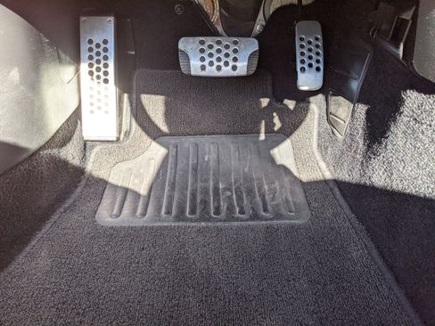 Used 2007 Nissan 350Z Touring image 17