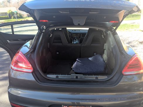 Used 2016 Porsche Panamera 4 Edition image 8