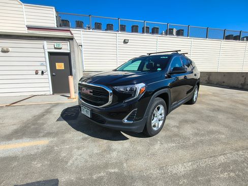 Used 2018 GMC Terrain SLE w/ Infotainment Package I image 1