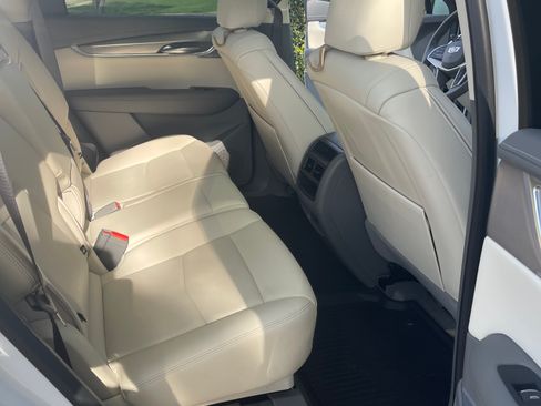 Used 2025 Cadillac XT5 Premium Luxury w/ Technology Package image 9