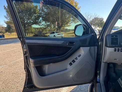 Used 2007 Toyota 4Runner Sport image 19