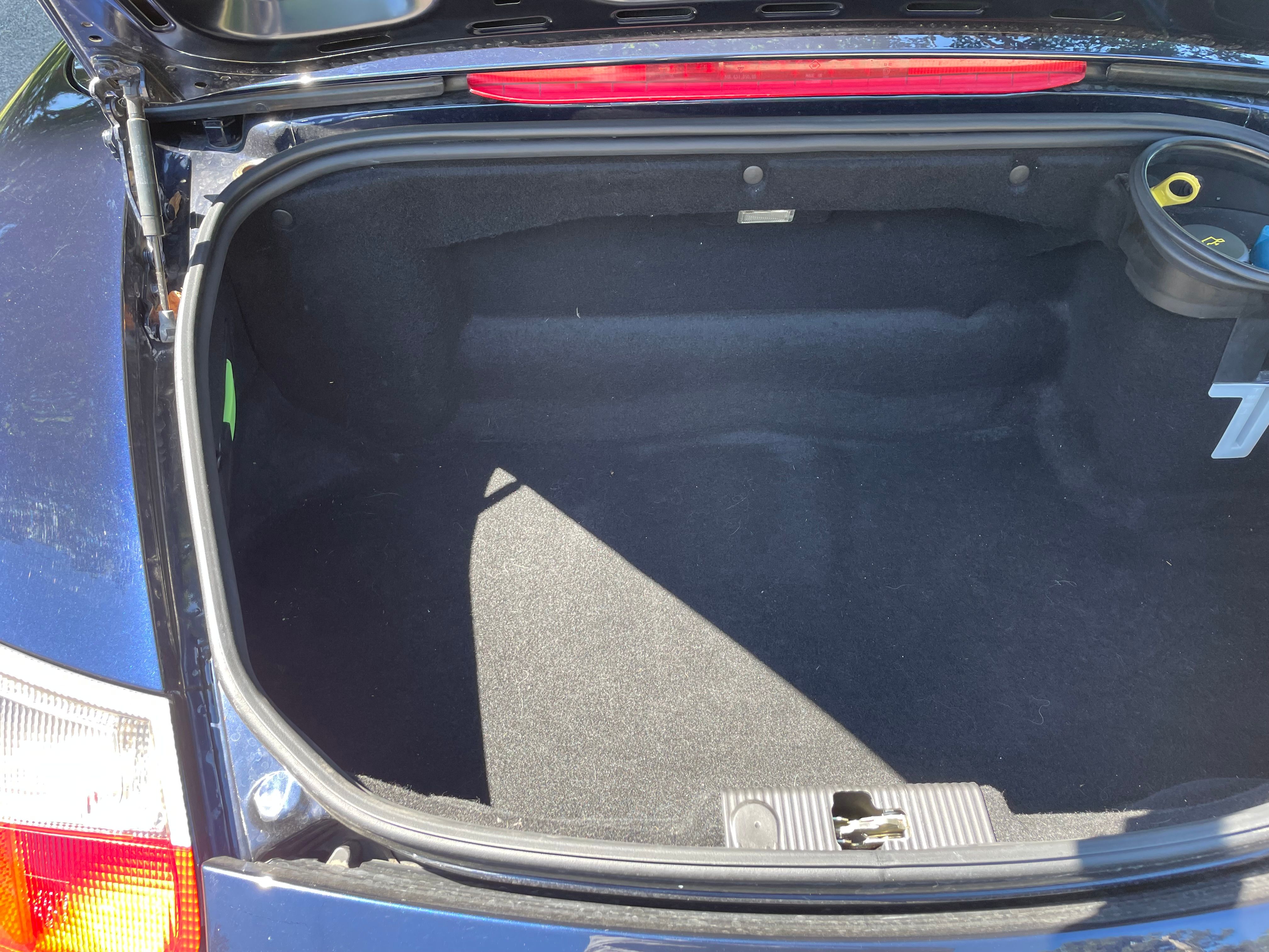 Used 2003 Porsche Boxster RWD image 17