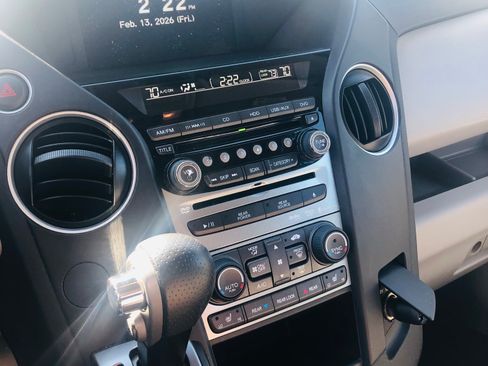 Used 2014 Honda Pilot Touring image 8