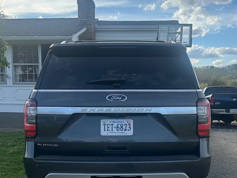 Used 2019 Ford Expedition Platinum image 8