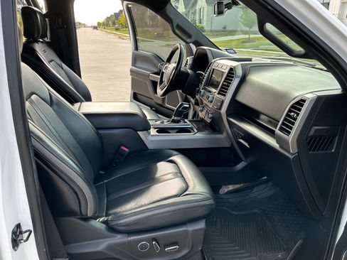 Used 2020 Ford F150 Platinum w/ Equipment Group 701A Luxury RWD image 11