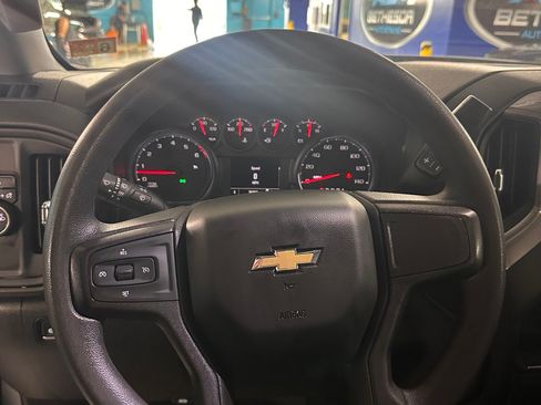 Used 2020 Chevrolet Silverado 1500 Custom w/ Custom Value Package RWD image 14
