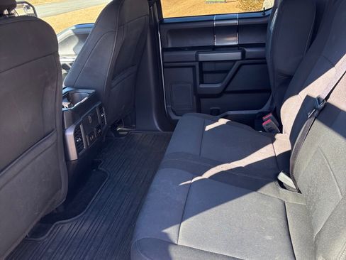 Used 2018 Ford F150 XLT w/ Equipment Group 302A Luxury image 22