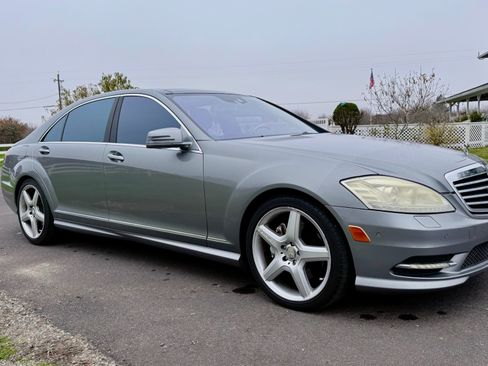 Used 2011 Mercedes-Benz S 550 image 1