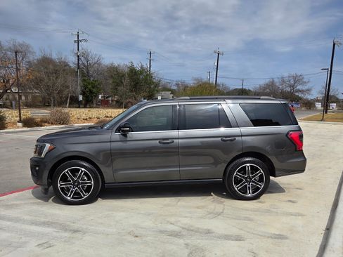 Used 2019 Ford Expedition Limited w/ Equipment Group 303A image 4