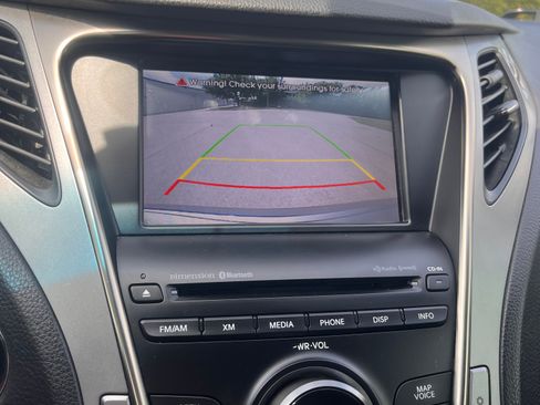 Used 2013 Hyundai Azera image 17