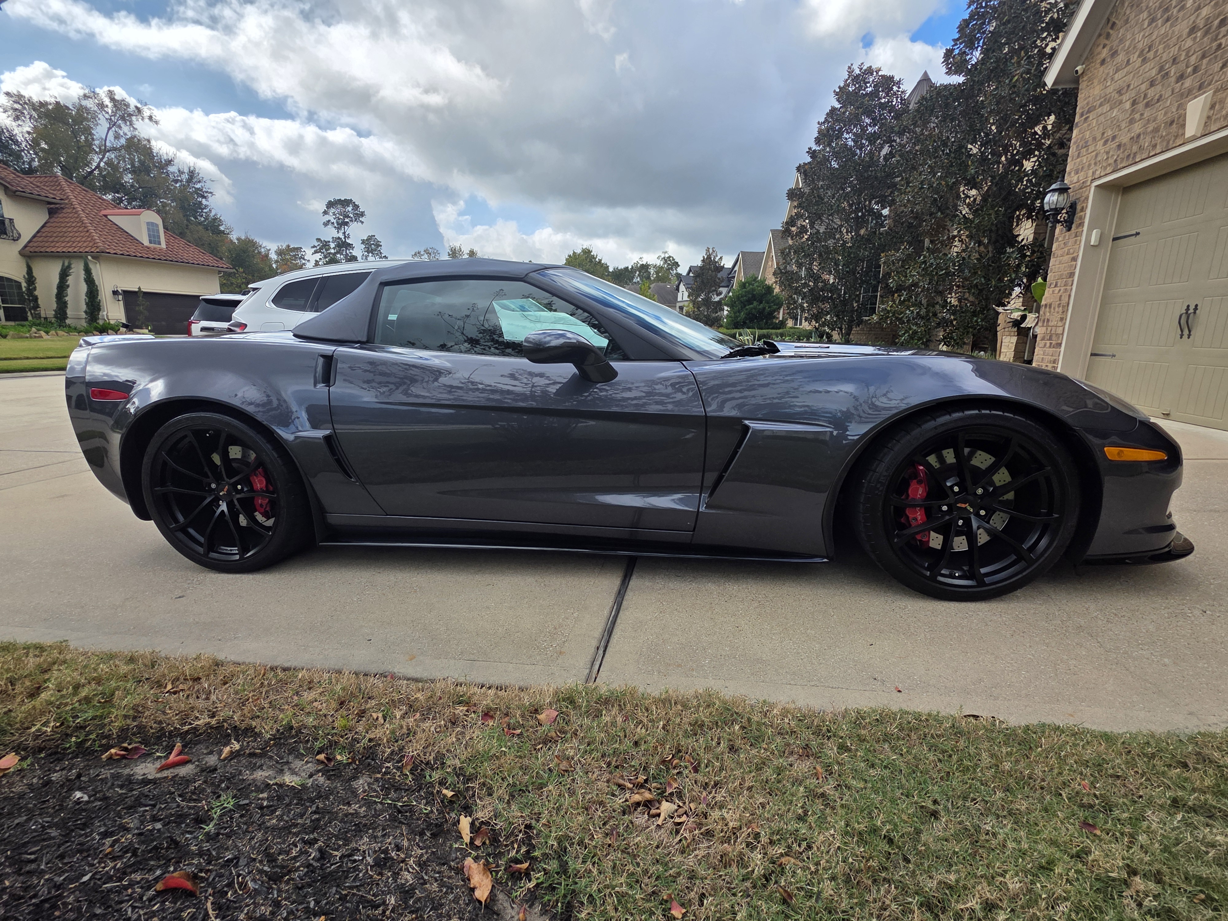 Used 2013 Chevrolet Corvette 427 w/ 1SC Preferred Equipment Group RWD image 12
