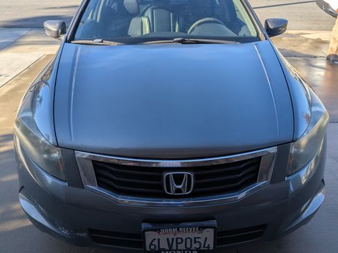 Used 2010 Honda Accord EX-L image 1