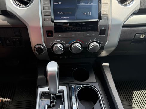 Used 2020 Toyota Tundra SR5 w/ SR5 Upgrade Package AWD/4WD image 5