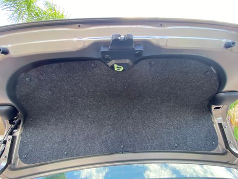 Used 2018 Toyota Corolla LE image 26