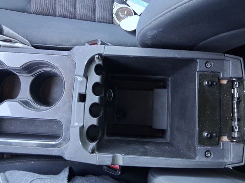 Used 2010 Dodge Challenger R/T image 21