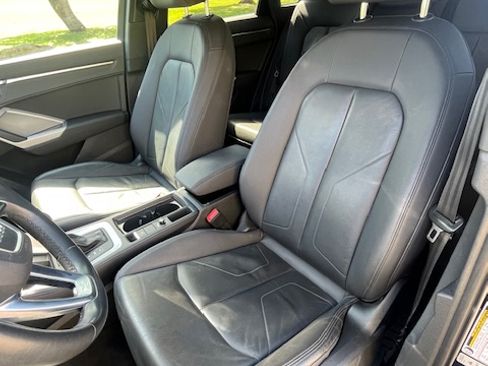 Used 2022 Audi Q3 2.0T Premium w/ Convenience Package image 11