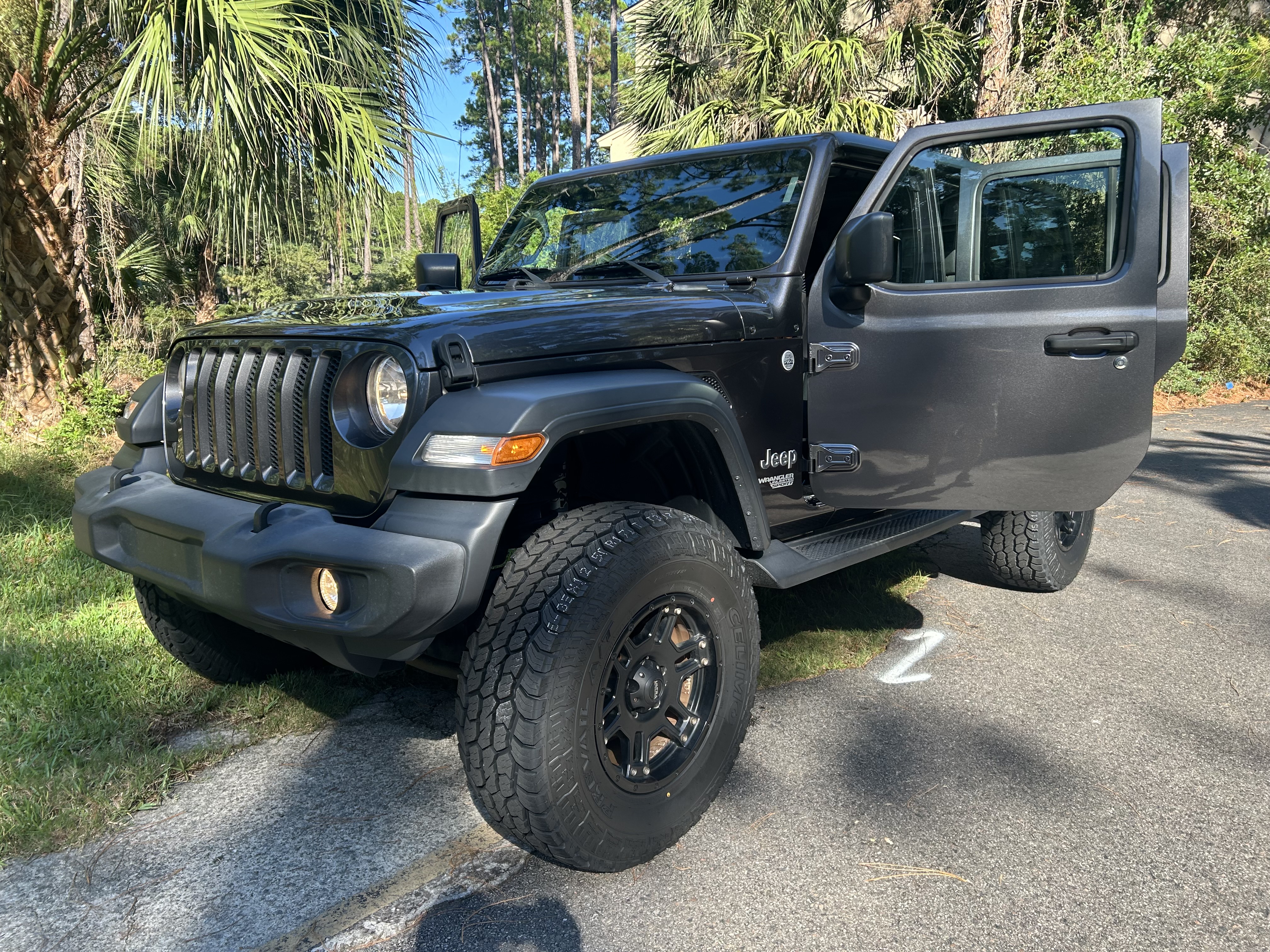 Used 2018 Jeep Wrangler Unlimited Sport S AWD/4WD image 20