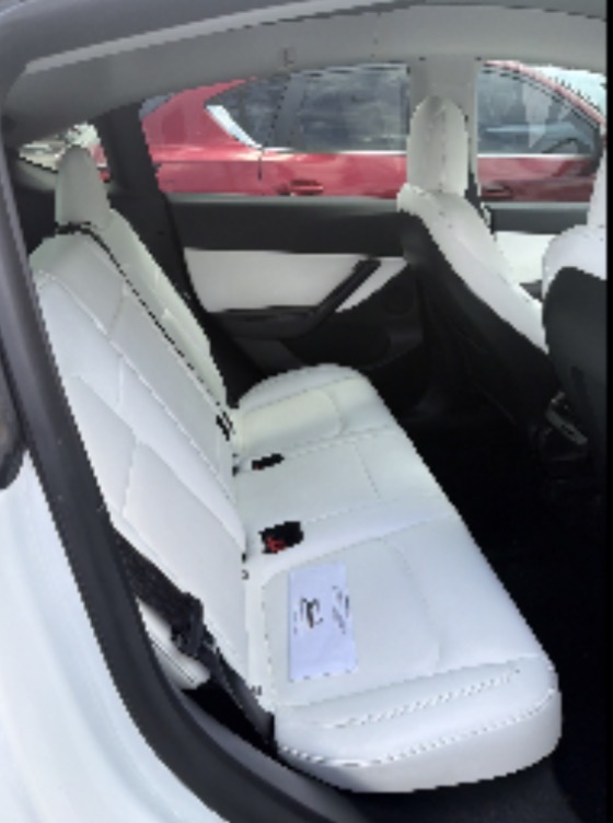 Used 2022 Tesla Model Y Performance AWD/4WD image 9