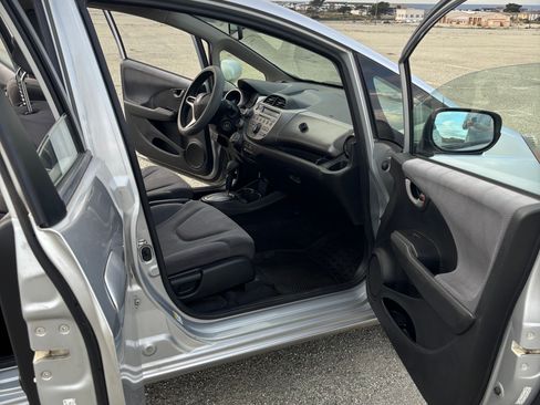 Used 2012 Honda Fit image 11