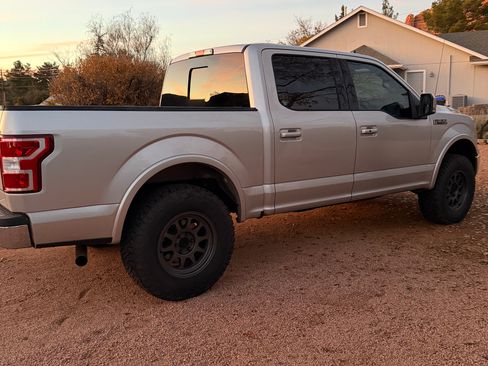 Used 2019 Ford F150 Lariat image 5