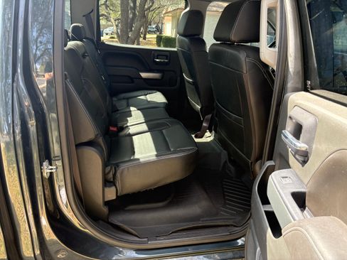 Used 2017 Chevrolet Silverado 1500 LT w/ Texas Edition image 5