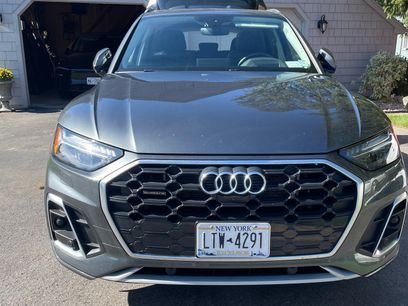 Used 2022 Audi Q5 e Prestige w/ Prestige Package