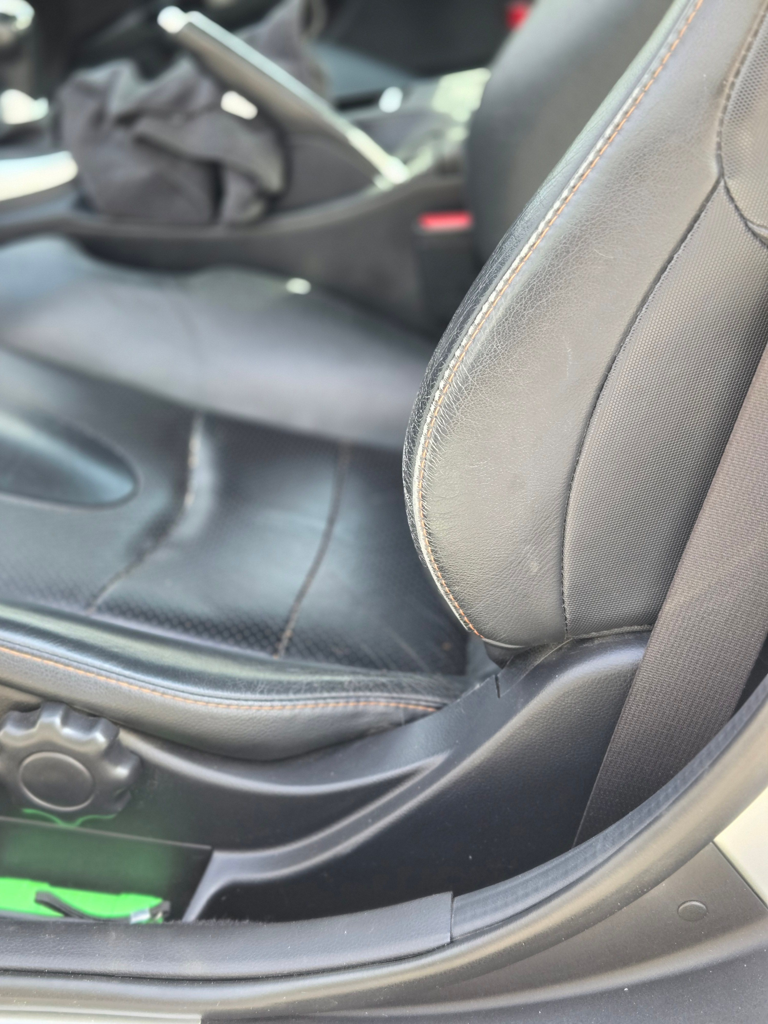 Used 2007 Nissan 350Z Touring RWD image 12