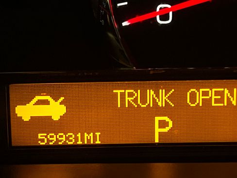 Used 2006 Cadillac STS V image 4