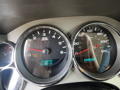 Used 2007 Chevrolet Silverado 1500 LT w/ 1LT Convenience Package image 18