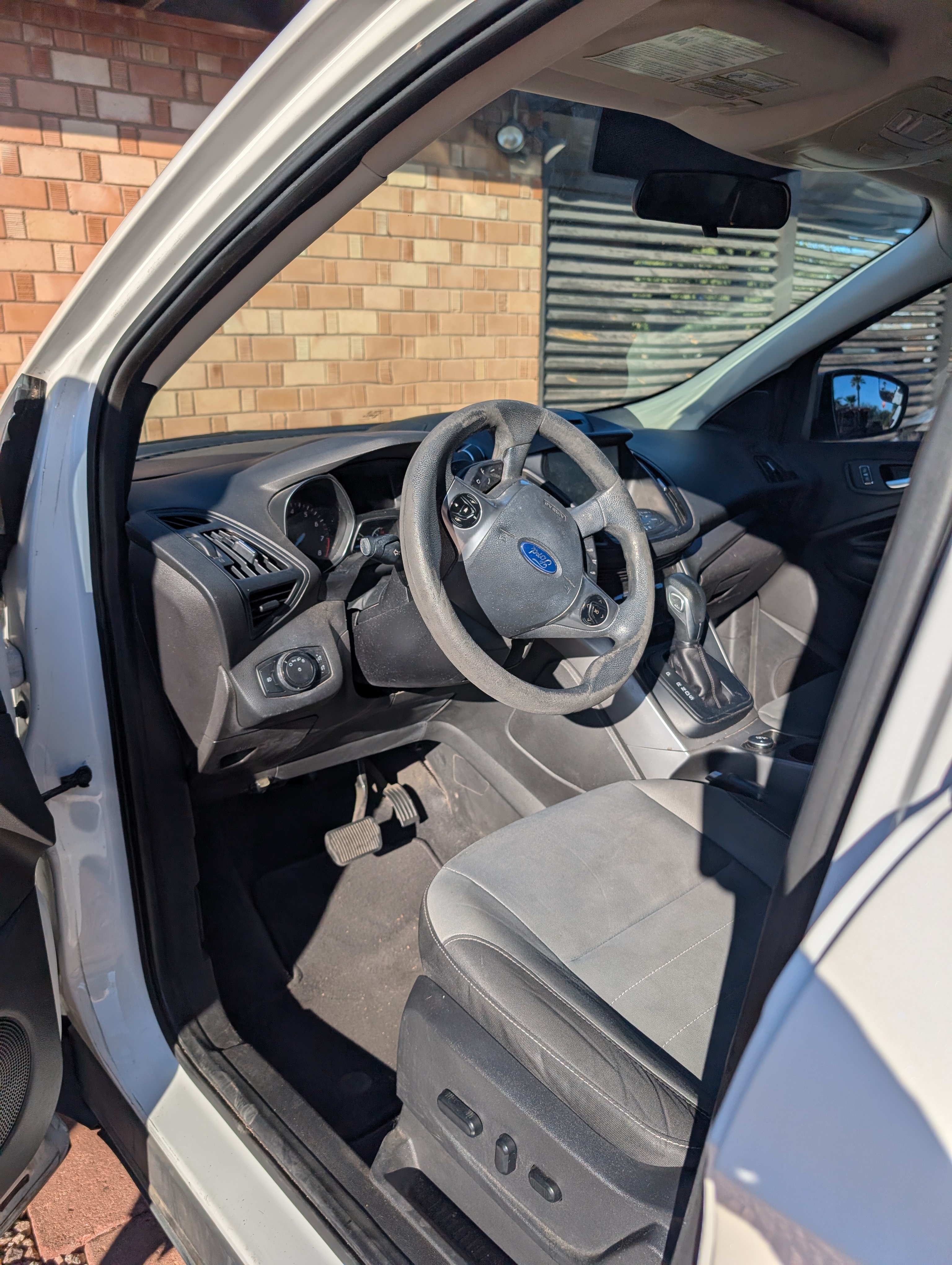 Used 2014 Ford Escape SE w/ Equipment Group 201A FWD image 9
