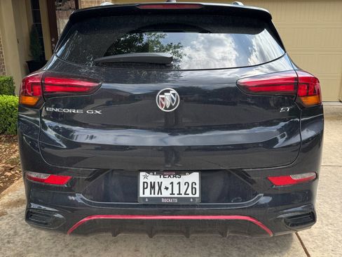 Used 2020 Buick Encore GX Select w/ Sport Touring Package image 5