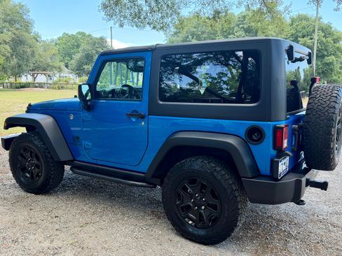Used 2016 Jeep Wrangler Sport AWD/4WD image 5
