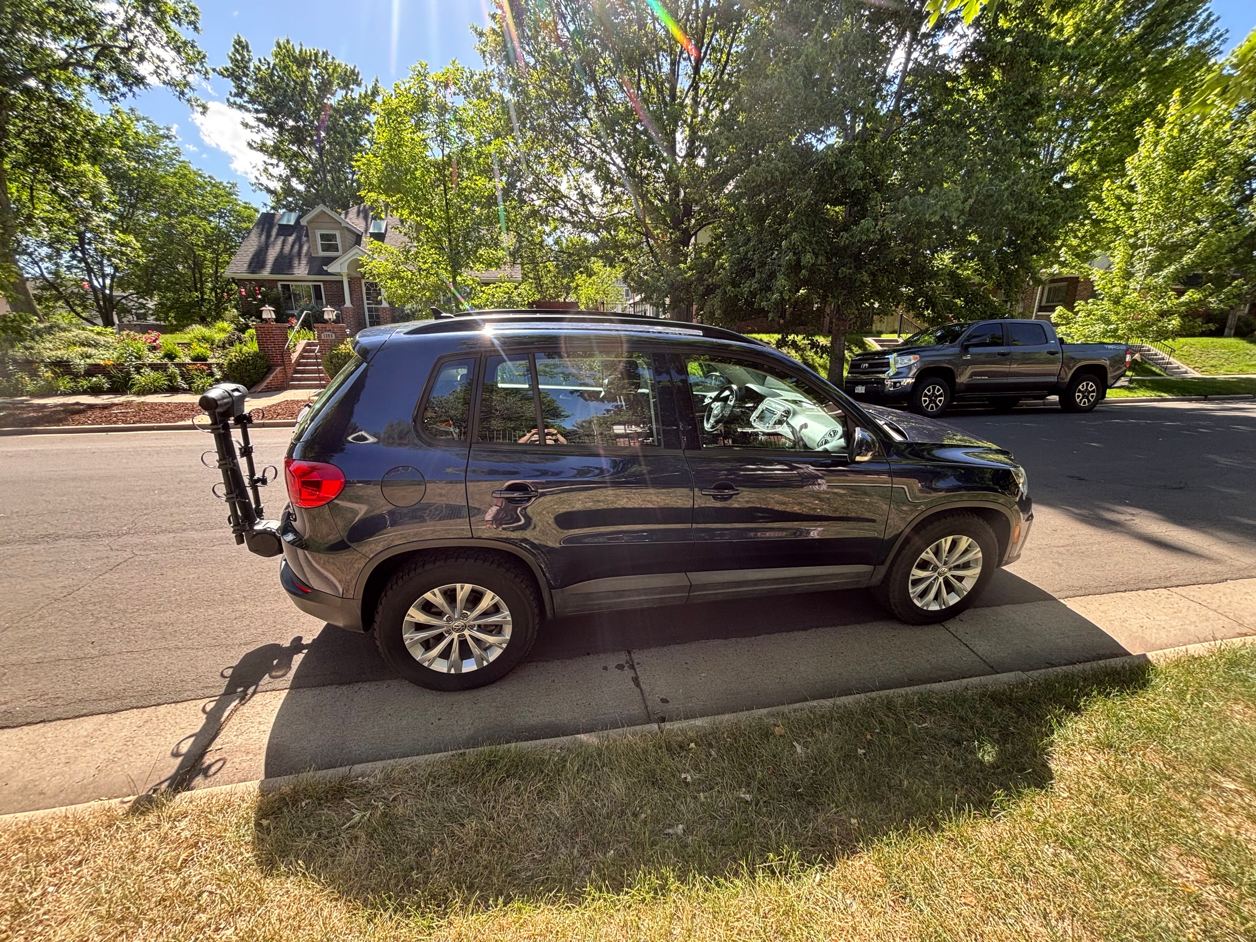 Used 2015 Volkswagen Tiguan SE FWD image 2