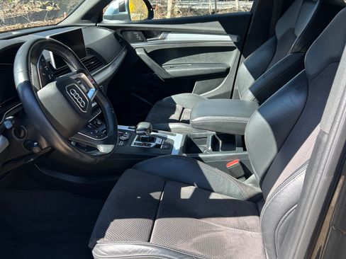 Used 2018 Audi SQ5 Premium Plus w/ Navigation Package AWD/4WD image 11