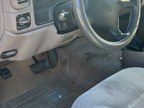 Used 1997 GMC Sierra 1500 2WD Extended Cab w/ Marketing Option Pkg 3 image 10