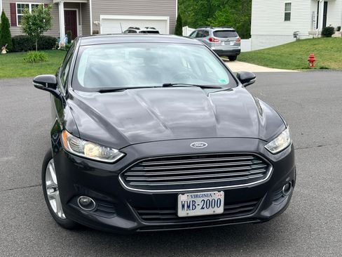 Used 2014 Ford Fusion SE w/ Equipment Group 202A FWD image 1