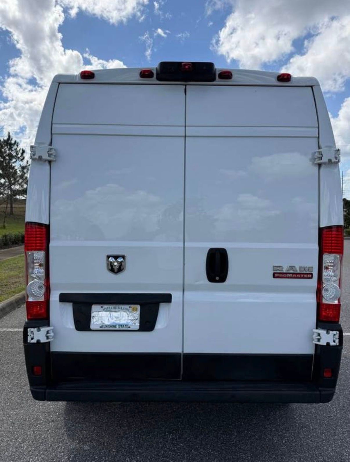 Used 2021 RAM ProMaster 2500 FWD image 5